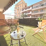 Apartment Nouveaute-charmant Lecactus Avec Terrasse Au Coeur De Ste-maxime
