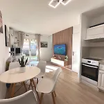 Nouveaute-charmant Lecactus Avec Terrasse Au Coeur De Ste-maxime Apartment Sainte-Maxime