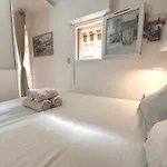 Nouveaute-charmant Lecactus Avec Terrasse Au Coeur De Ste-maxime Sainte-Maxime